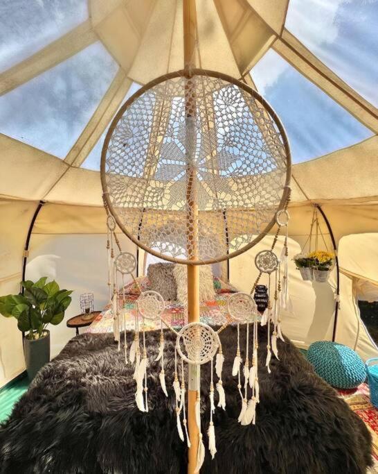 The Pisces-A Stargazing, Luxury Glamping Tent Rogersville المظهر الخارجي الصورة