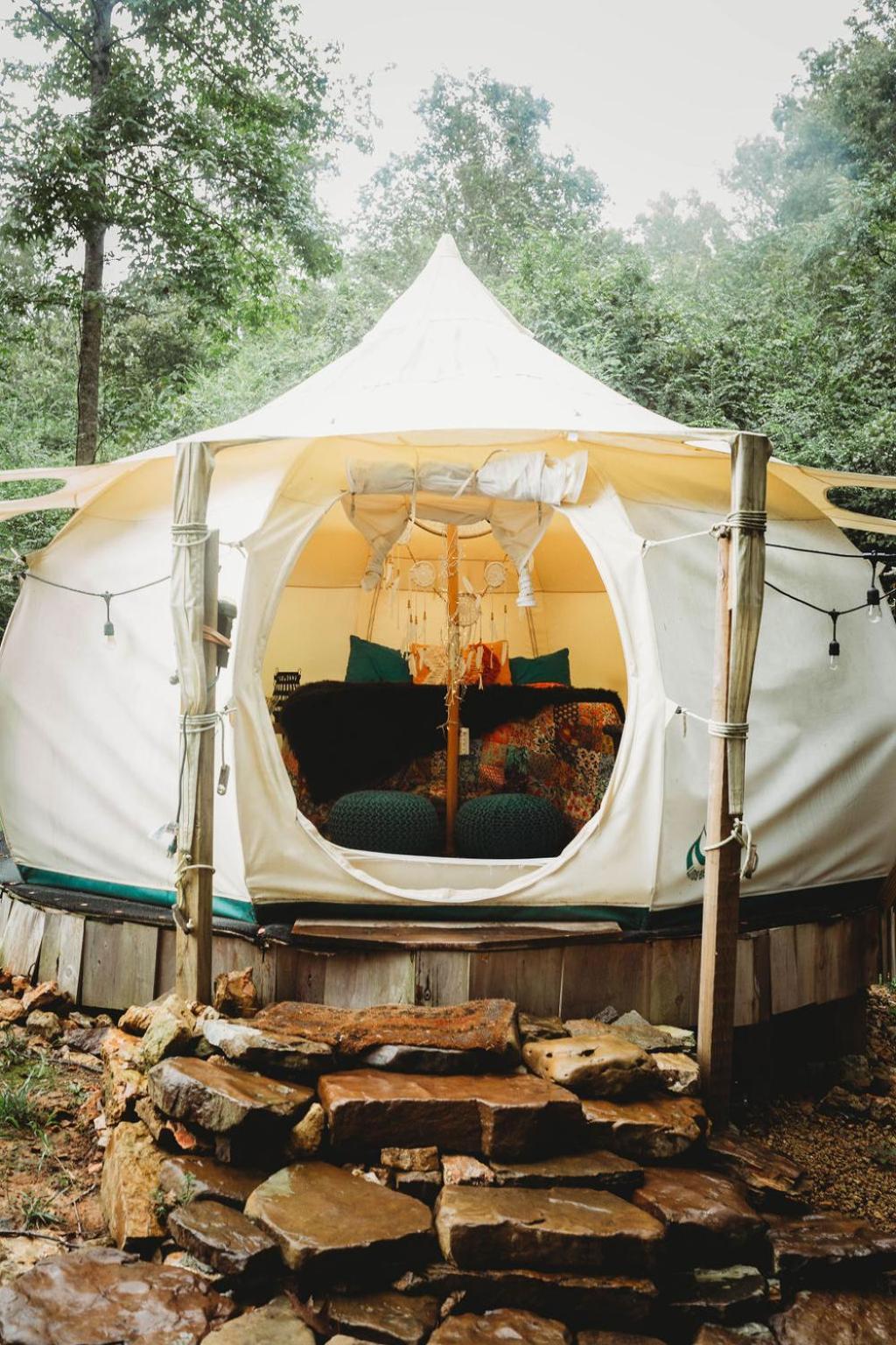 The Pisces-A Stargazing, Luxury Glamping Tent Rogersville المظهر الخارجي الصورة